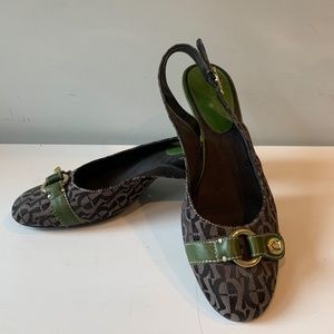 Green closed toe pumps